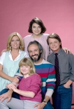 Aile Bağları (1982) afişi Aile Bağları (1982) afişi