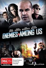 Aramızdaki Düşmanlar (2010) afişi