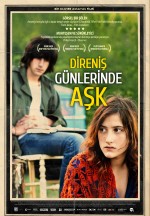 Direniş Günlerinde Aşk (2012) afişi Direniş Günlerinde Aşk (2012) afişi