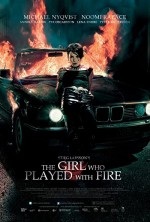 Ateşle Oynayan Kız (2009) afişi