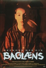 Drengen Der Gik Baglæns (1994) afişi