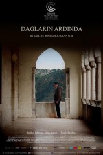 Dağların Ardında (2016) afişi Dağların Ardında (2016) afişi
