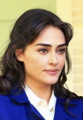 Esra Bilgiç fotoğrafı