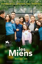 Les miens (2022) afişi