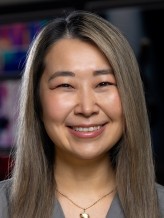 Maggie Kang fotoğrafı Maggie Kang fotoğrafı