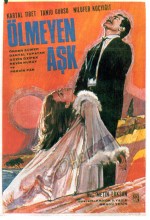 Ölmeyen Aşk (1966) afişi