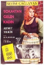 Sokaktan Gelen Kadın (1961) afişi