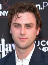 Sterling Beaumon fotoğrafı