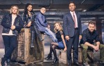 travelers sezon 2 (2017) afişi travelers sezon 2 (2017) afişi