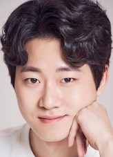 Yoo Yi-Joon fotoğrafı