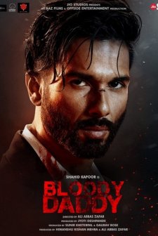 Bloody Daddy (2023) afişi