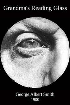 Büyükannenin Okuma Gözlüğü