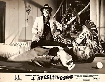 Dört Ateşli Yosma (1977) afişi Dört Ateşli Yosma (1977) afişi
