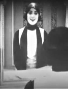 His Musical Sneeze (1919) afişi