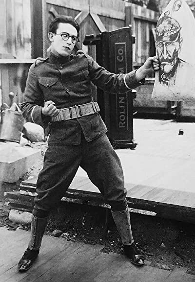 Kicking The Germ Out Of Germany (1918) afişi Kicking The Germ Out Of Germany (1918) afişi