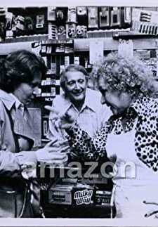 Looking Up (1977) afişi