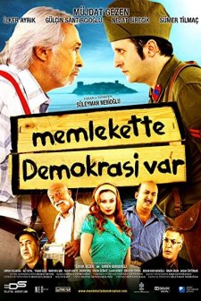 Memlekette Demokrasi Var (2010) afişi