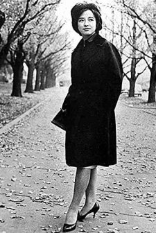 Mitasareta Seikatsu (1962) afişi