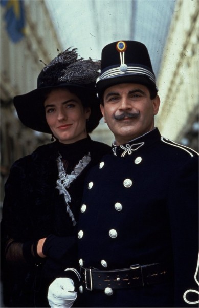 Poirot: The Chocolate Box (1993) afişi Poirot: The Chocolate Box (1993) afişi