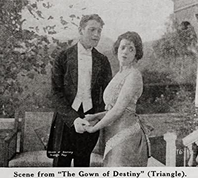 The Gown Of Destiny (1917) afişi The Gown Of Destiny (1917) afişi