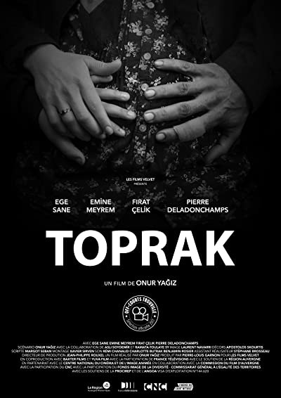 Toprak (2017) afişi Toprak (2017) afişi