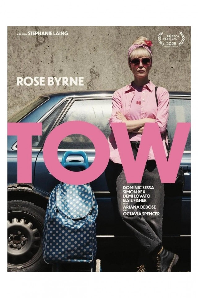Tow (2025) afişi