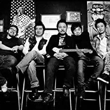 Waikiki Brothers (2001) afişi