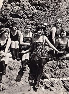 Why Beaches Are Popular (1919) afişi