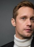 Alexander Skarsgård, “Seksi Adam” Olmanın İşlerini Zorlaştırdığını Söyledi!