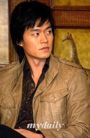 Lee Seo-jin Fotoğrafları 15