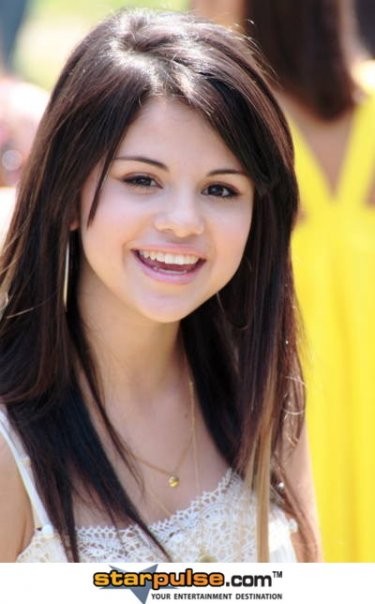 Selena Gomez Fotoğrafları 2174