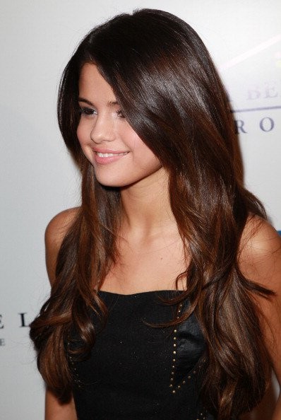 Selena Gomez Fotoğrafları 3689