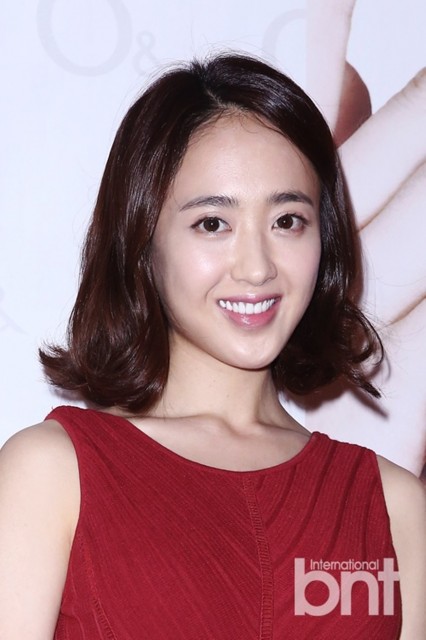 Kim Min-jung Fotoğrafları 4