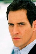 Travis Willingham Fotoğrafı