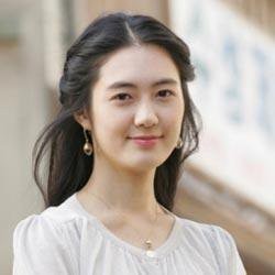 Lee Yo-won fotoğrafı