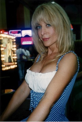 Nina Hartley Fotoğrafları 22