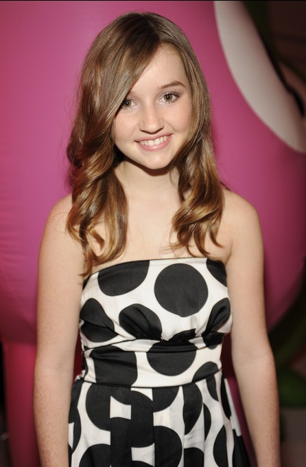 Kaitlyn Dever Fotoğrafları 35