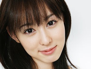 Rina Akiyama Fotoğrafı