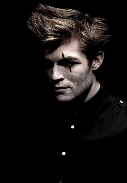 Liam McIntyre Fotoğrafları 2