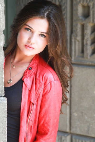 Danielle Campbell Fotoğrafları 57