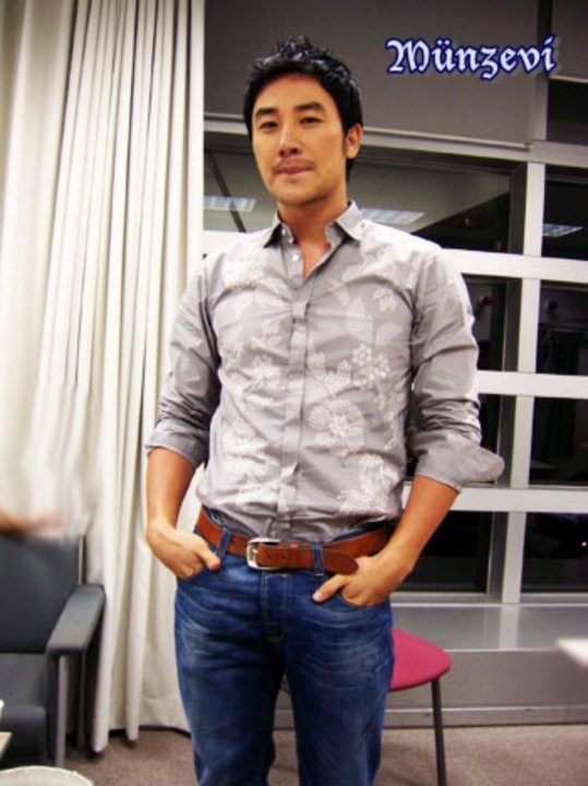 Uhm Tae-woong Fotoğrafları 64