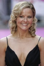 Sarah Hadland fotoğrafı