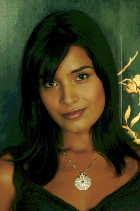 Shelley Conn Fotoğrafları 2