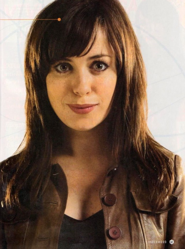 Eve Myles Fotoğrafı