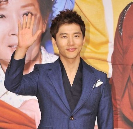 Ki Tae-Young Fotoğrafı