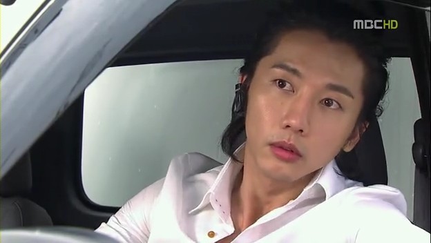 Ki Tae-Young Fotoğrafı