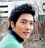 Ki Tae-Young Fotoğrafı