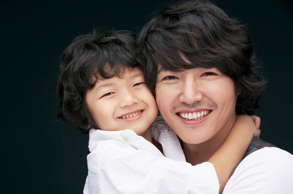 Yoon Sang-hyun Fotoğrafları 114