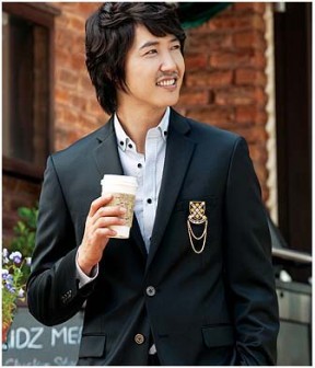 Yoon Sang-hyun Fotoğrafları 135