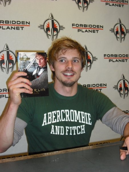Bradley James Fotoğrafı